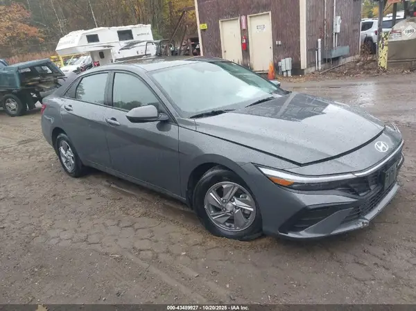KMHLL4DGXRU827430 2024 HYUNDAI ELANTRA - Image 1