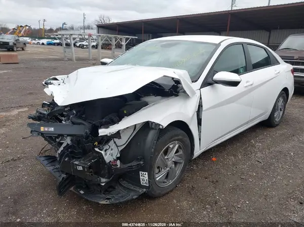 KMHLL4DGXRU828299 2024 HYUNDAI ELANTRA - Image 2