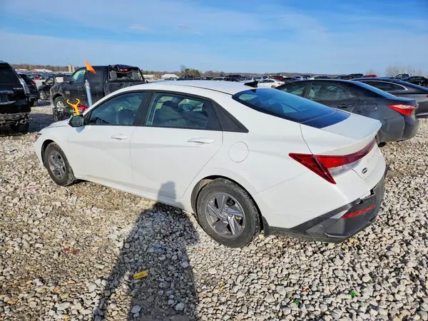 KMHLL4DGXRU828304 2024 HYUNDAI ELANTRA - Image 2