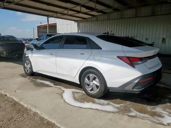 KMHLL4DGXRU829503 2024 HYUNDAI ELANTRA - Image 2
