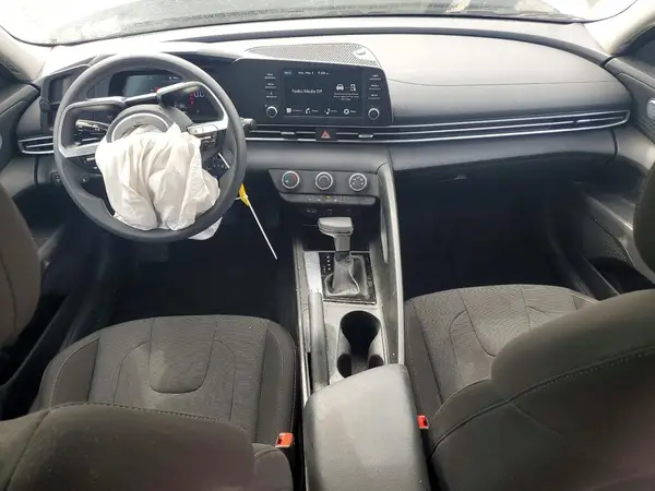 KMHLL4DGXRU843191 2024 HYUNDAI ELANTRA - Image 8