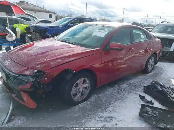 KMHLL4DGXRU846348 2024 HYUNDAI ELANTRA - Image 2