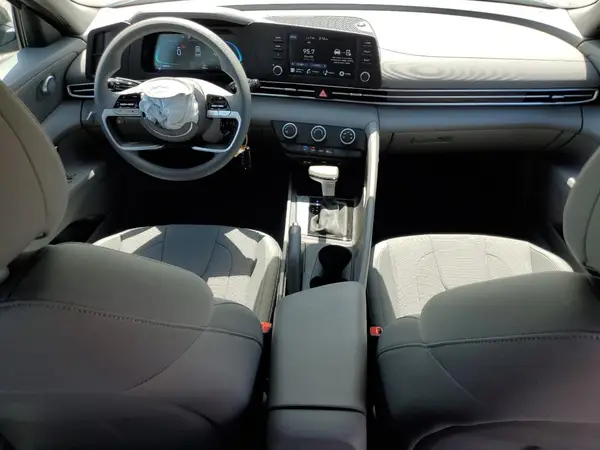 KMHLL4DGXSU002588 2025 HYUNDAI ELANTRA - Image 8
