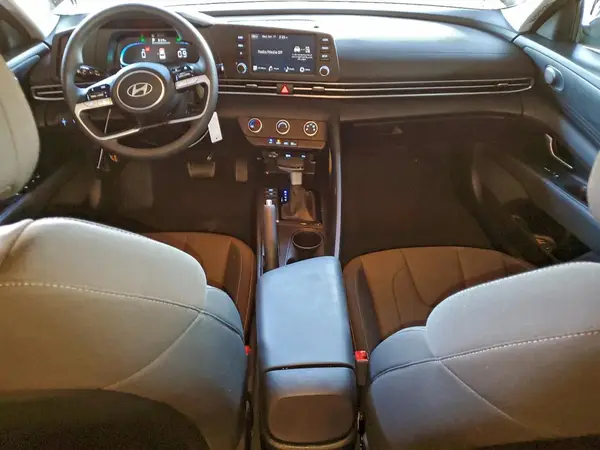 KMHLL4DGXSU061656 2025 HYUNDAI ELANTRA - Image 8