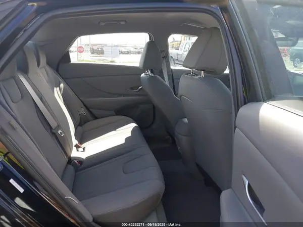 KMHLL4DGXSU063231 2025 HYUNDAI ELANTRA - Image 8