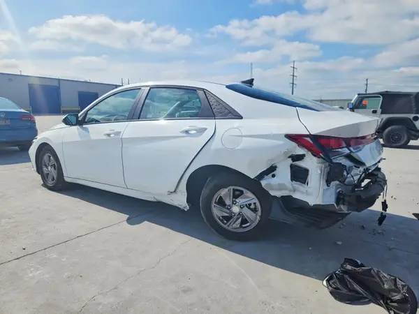 KMHLL4DGXSU089926 2025 HYUNDAI ELANTRA - Image 2