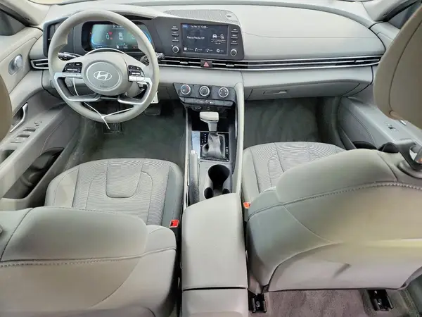 KMHLL4DGXSU860322 2025 HYUNDAI ELANTRA - Image 8