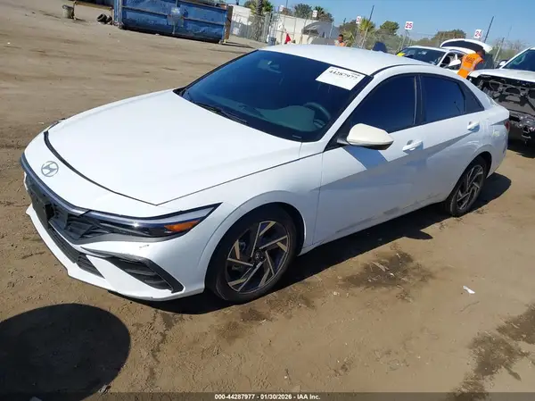 KMHLL4DGXSU871935 2025 HYUNDAI ELANTRA - Image 2