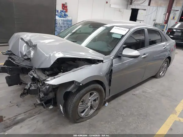 KMHLL4DGXSU914329 2025 HYUNDAI ELANTRA - Image 2
