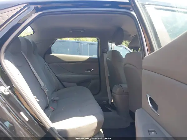 KMHLL4DGXSU932703 2025 HYUNDAI ELANTRA - Image 8
