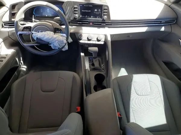 KMHLL4DGXSU933608 2025 HYUNDAI ELANTRA - Image 8
