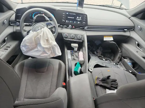 KMHLL4DGXTU116124 2026 HYUNDAI ELANTRA - Image 8