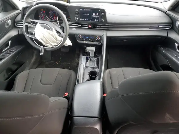 KMHLM4AG0MU066014 2021 HYUNDAI ELANTRA - Image 8