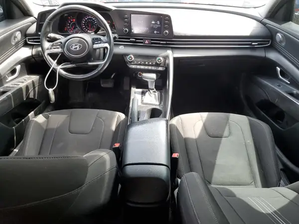 KMHLM4AG0MU066983 2021 HYUNDAI ELANTRA - Image 8