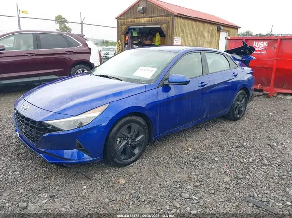 KMHLM4AG0MU068376 2021 HYUNDAI ELANTRA - Image 2