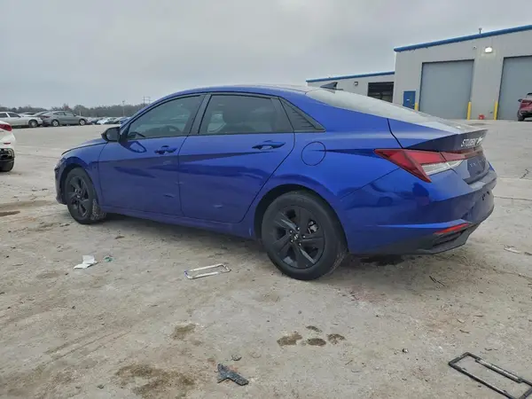 KMHLM4AG0MU068488 2021 HYUNDAI ELANTRA - Image 2