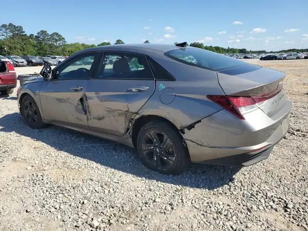 KMHLM4AG0MU070841 2021 HYUNDAI ELANTRA - Image 2