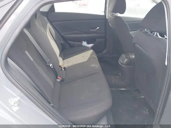KMHLM4AG0MU081709 2021 HYUNDAI ELANTRA - Image 8