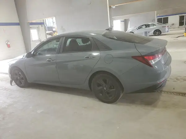 KMHLM4AG0MU097103 2021 HYUNDAI ELANTRA - Image 2