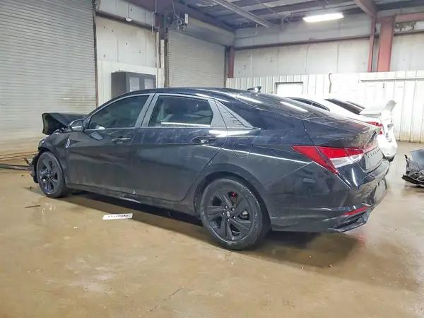 KMHLM4AG0MU099496 2021 HYUNDAI ELANTRA - Image 2