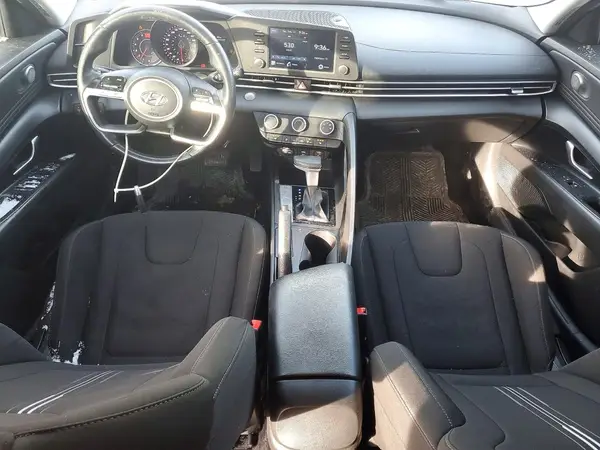 KMHLM4AG0MU115888 2021 HYUNDAI ELANTRA - Image 8