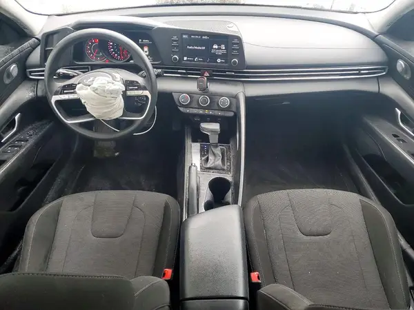 KMHLM4AG0MU117172 2021 HYUNDAI ELANTRA - Image 8