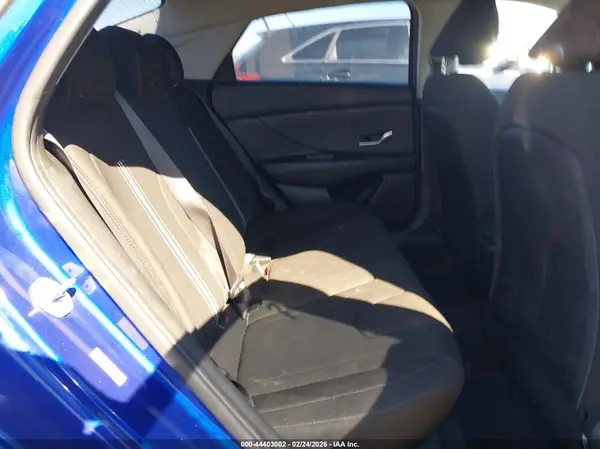 KMHLM4AG0MU131119 2021 HYUNDAI ELANTRA - Image 8