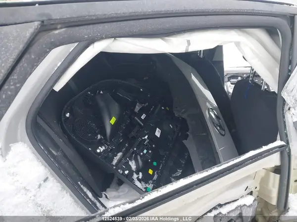KMHLM4AG0MU135834 2021 HYUNDAI ELANTRA - Image 8
