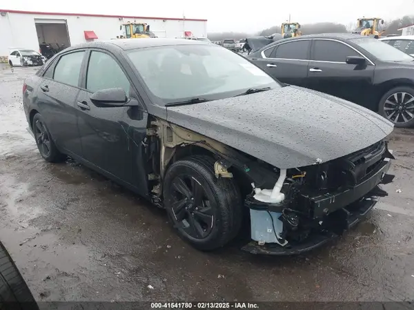 KMHLM4AG0MU139947 2021 HYUNDAI ELANTRA - Image 1