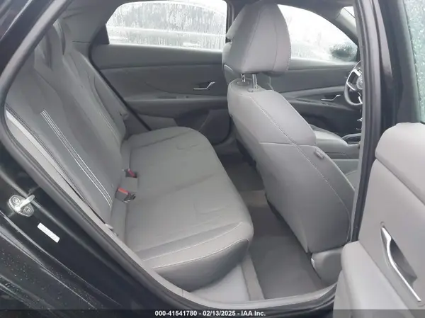 KMHLM4AG0MU139947 2021 HYUNDAI ELANTRA - Image 8