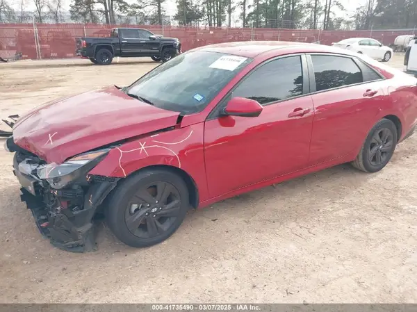 KMHLM4AG0MU150804 2021 HYUNDAI ELANTRA - Image 2