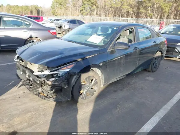KMHLM4AG0MU161415 2021 HYUNDAI ELANTRA - Image 2