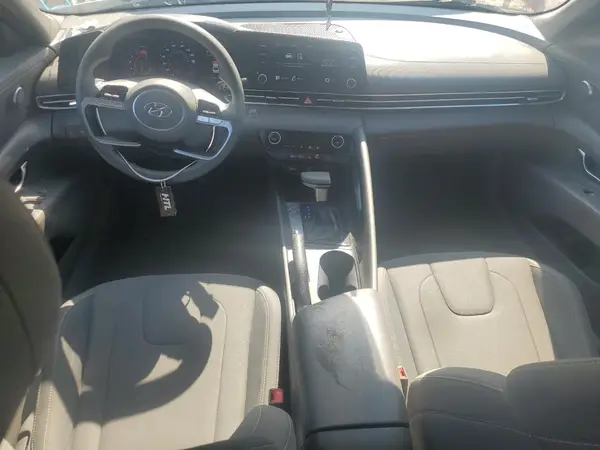 KMHLM4AG0MU161575 2021 HYUNDAI ELANTRA - Image 8