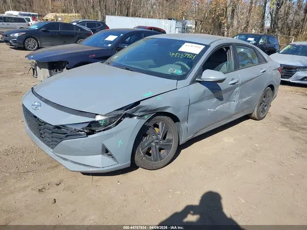 KMHLM4AG0MU163875 2021 HYUNDAI ELANTRA - Image 2