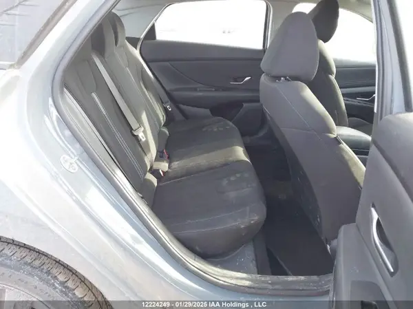 KMHLM4AG0MU183690 2021 HYUNDAI ELANTRA - Image 8