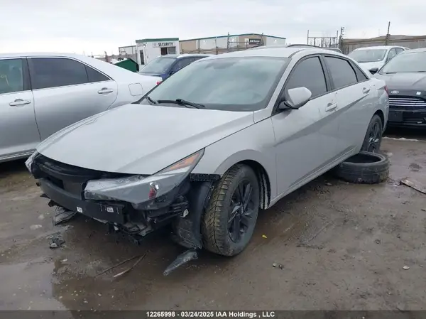 KMHLM4AG0MU185228 2021 HYUNDAI ELANTRA - Image 2