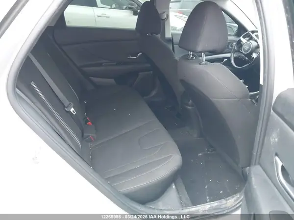KMHLM4AG0MU185228 2021 HYUNDAI ELANTRA - Image 8