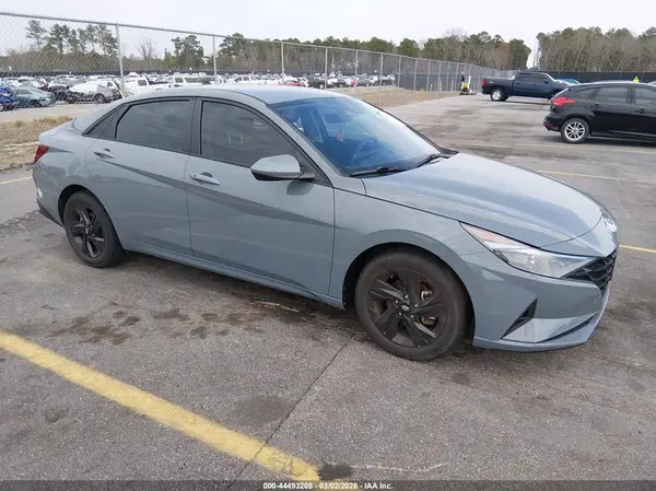 KMHLM4AG0MU186279 2021 HYUNDAI ELANTRA - Image 1
