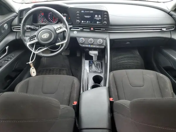 KMHLM4AG0MU186864 2021 HYUNDAI ELANTRA - Image 8