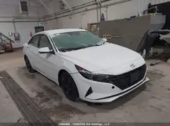 KMHLM4AG0NU215152 2022 HYUNDAI ELANTRA