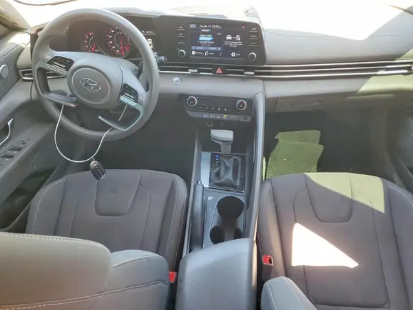 KMHLM4AG0NU216429 2022 HYUNDAI ELANTRA - Image 8
