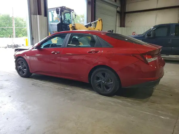 KMHLM4AG0NU246031 2022 HYUNDAI ELANTRA - Image 2