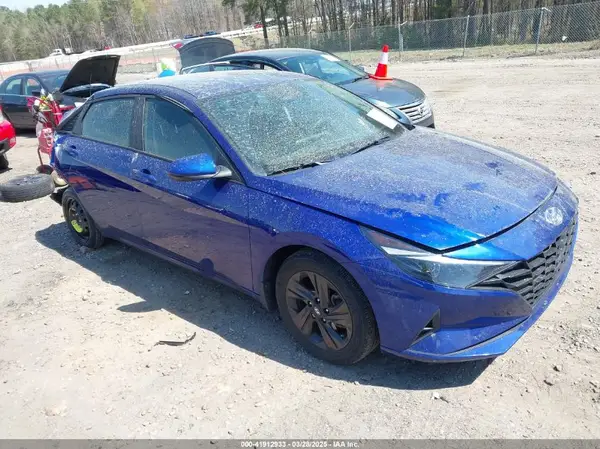 KMHLM4AG0NU257689 2022 HYUNDAI ELANTRA - Image 1