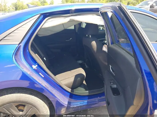 KMHLM4AG0NU265498 2022 HYUNDAI ELANTRA - Image 8