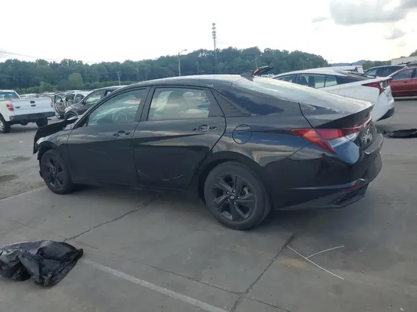 KMHLM4AG0NU273326 2022 HYUNDAI ELANTRA - Image 2