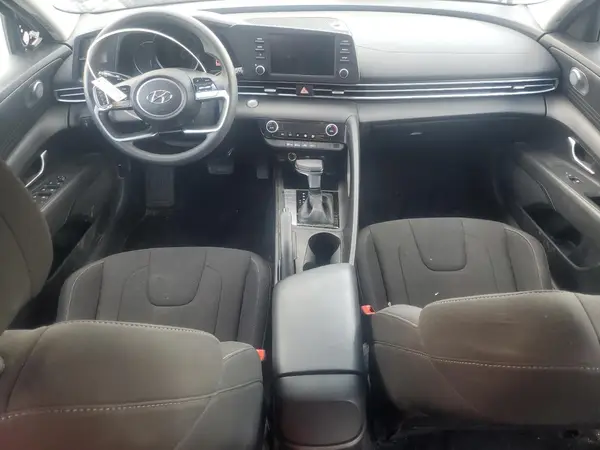 KMHLM4AG0NU273326 2022 HYUNDAI ELANTRA - Image 8