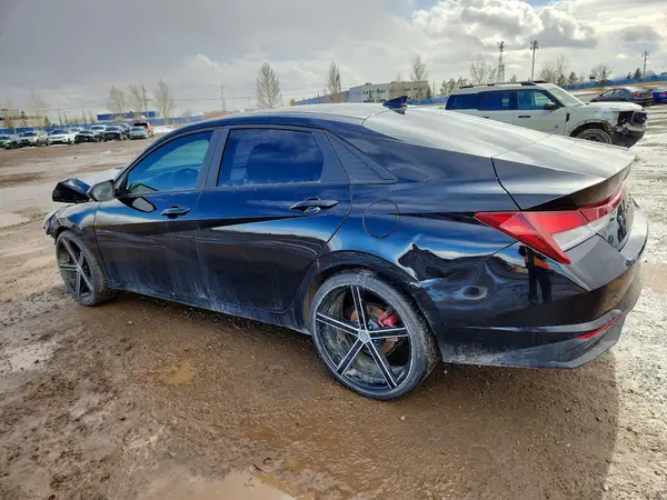 KMHLM4AG0NU277439 2022 HYUNDAI ELANTRA - Image 2