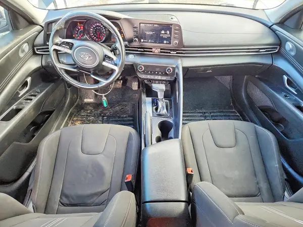 KMHLM4AG0NU277439 2022 HYUNDAI ELANTRA - Image 8