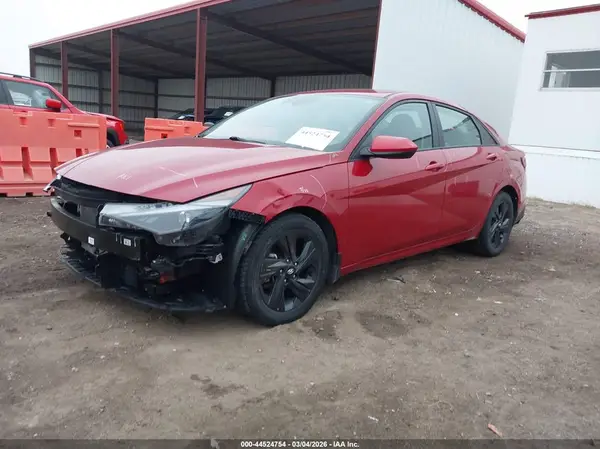 KMHLM4AG0NU278333 2022 HYUNDAI ELANTRA - Image 2