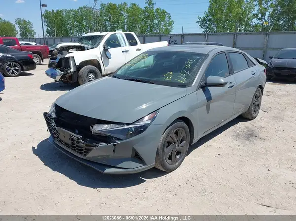KMHLM4AG0NU278428 2022 HYUNDAI ELANTRA - Image 2